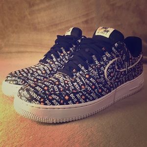 Nike “just do it” AF-1 40% off